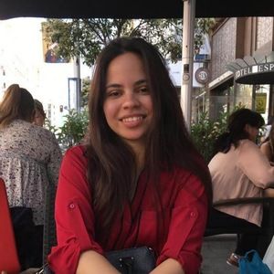 Meet your Posher, Mdelyn